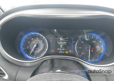 2019 Chrysler Pacifica Touring Plus from USA, damaged, VIN 2C4RC1FG2KR593829